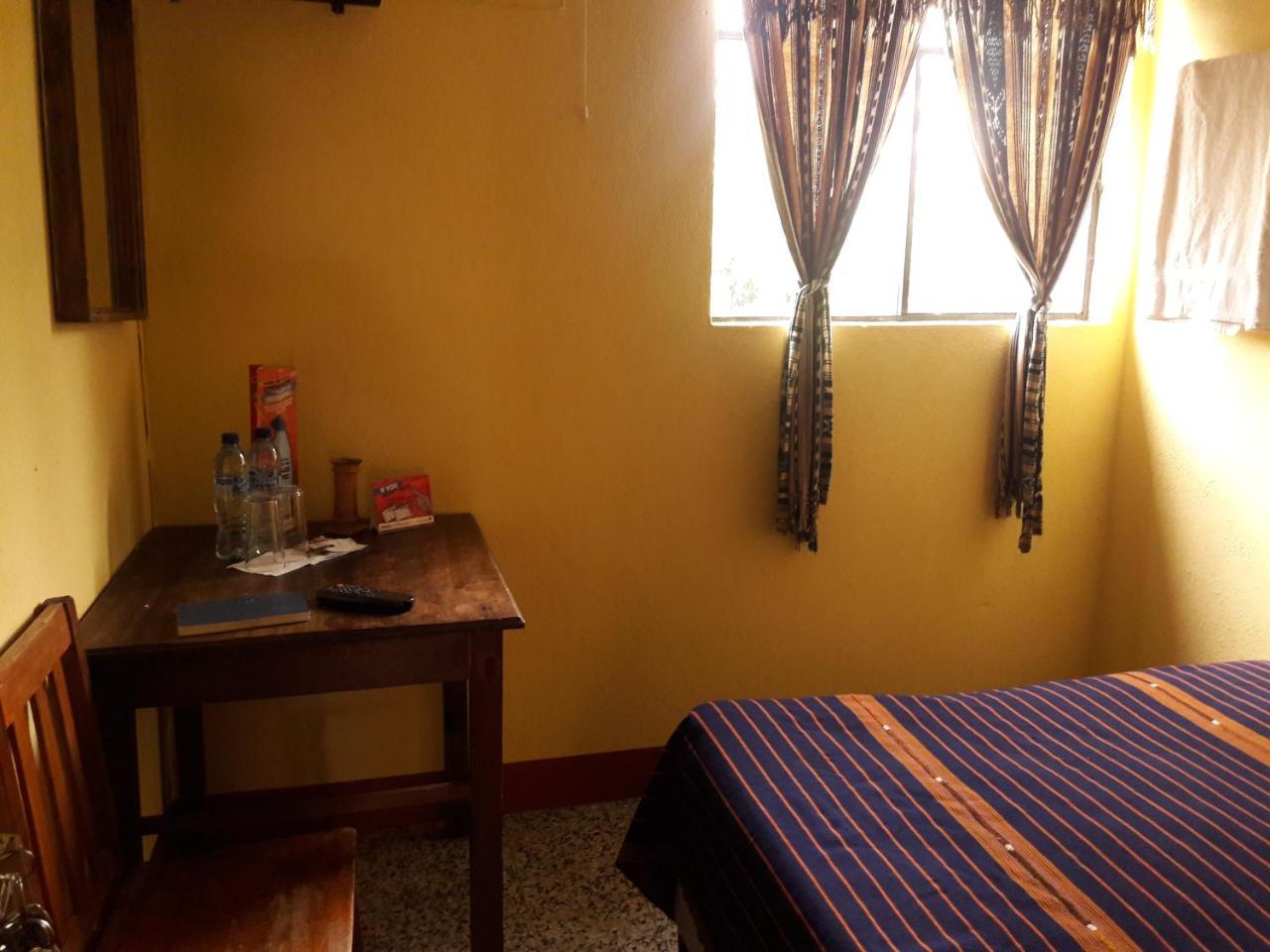 Hotel Sueno Real Panajachel Kültér fotó